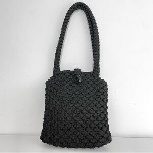 Vintage 90s/Y2K black macramé crochet purse with wooden bead closure